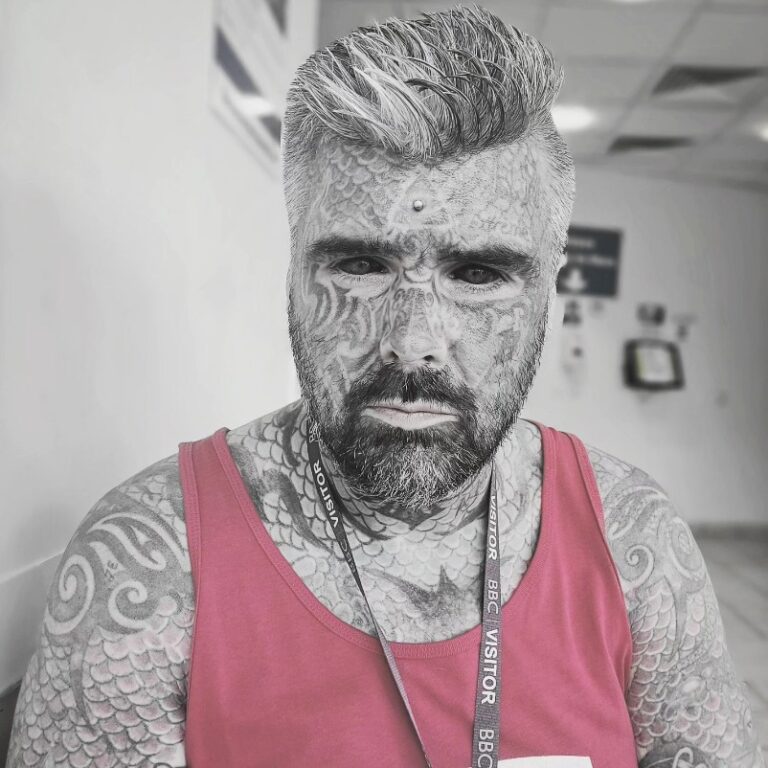 Es uno de los hombres más tatuado del mundo y ahora quiere cortarse una ...